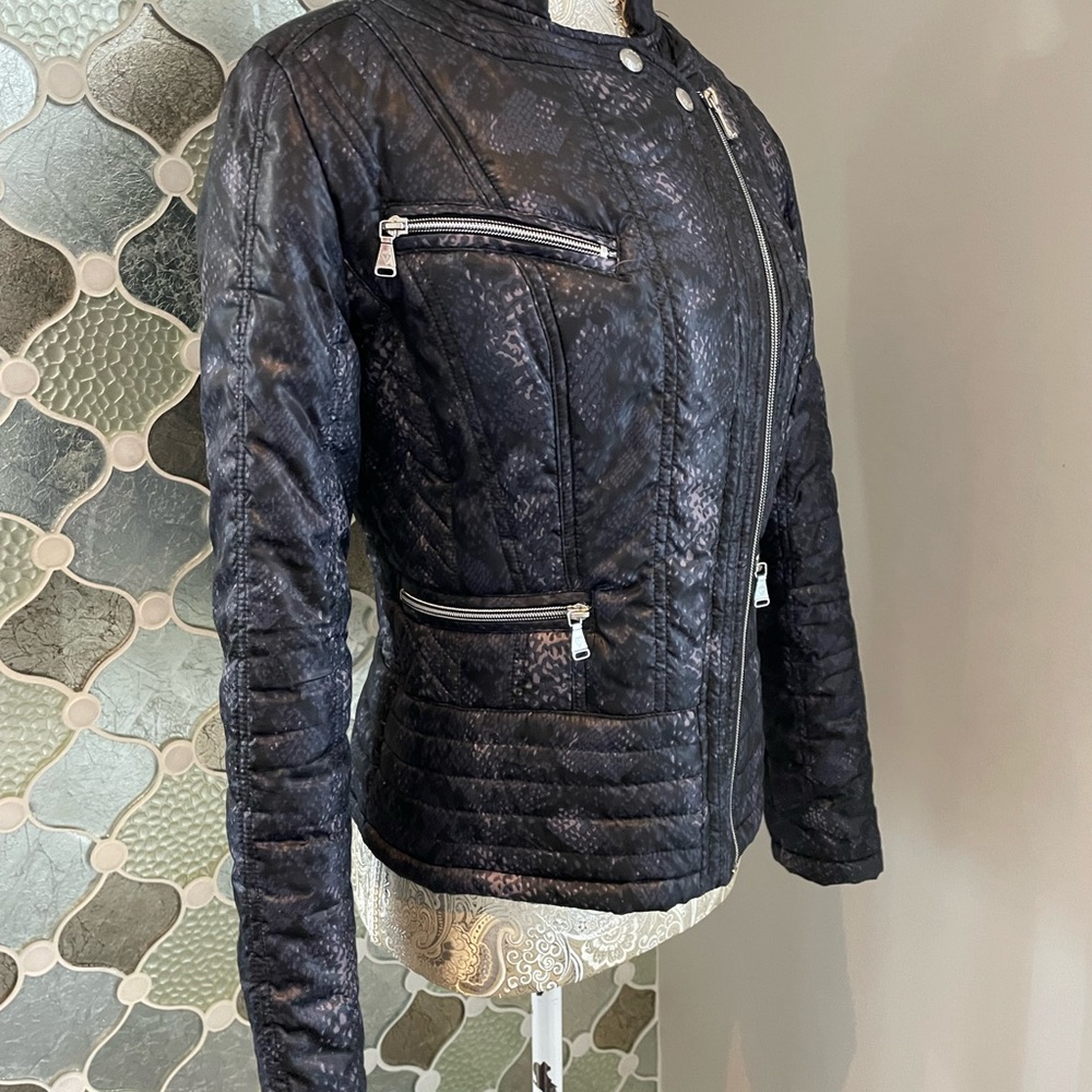 Guess Womens Python Print Moto Puffer Jacket Blac… - image 4